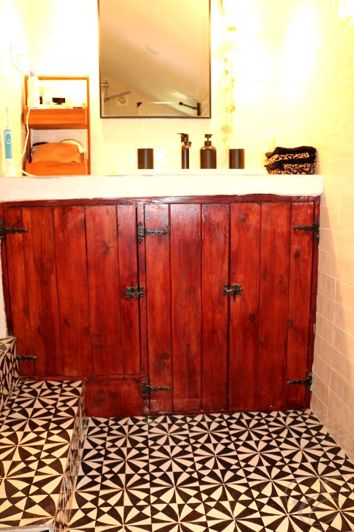 Image No.18-5 Bed Property for sale