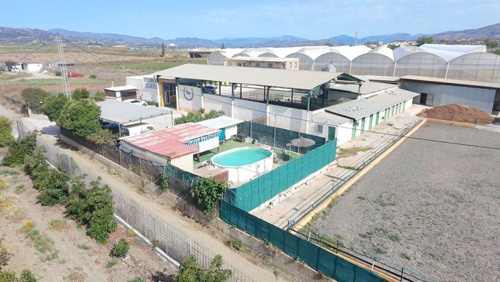 Image No.2-4 Bed Property for sale