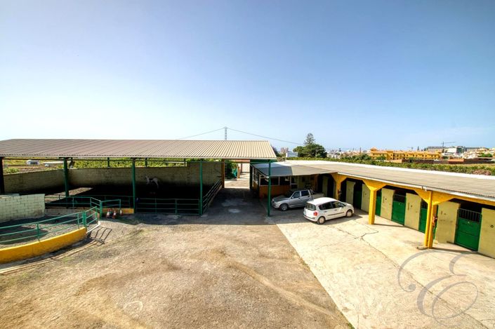 Image No.26-4 Bed Property for sale