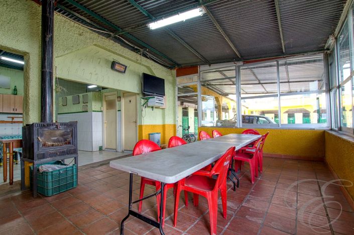 Image No.27-4 Bed Property for sale