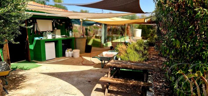 Image No.16-7 Bed Property for sale