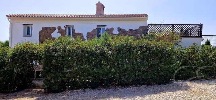 Image No.3-7 Bed Property for sale