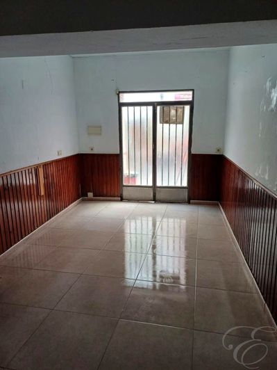 Image No.2-5 Bed Property for sale