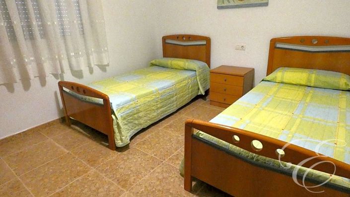 Image No.10-7 Bed Property for sale