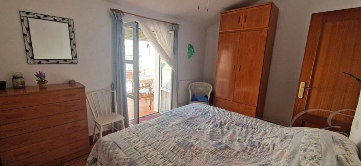 Image No.4-3 Bed Property for sale