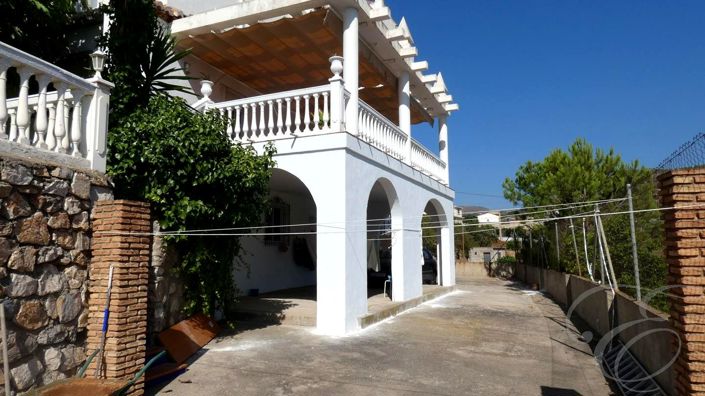 Image No.21-5 Bed Property for sale