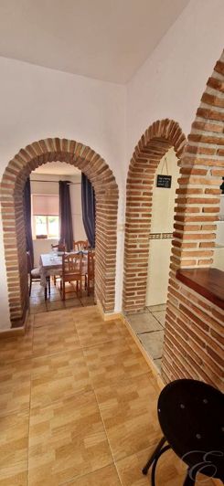 Image No.16-4 Bed Property for sale