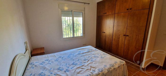 Image No.16-2 Bed Property for sale