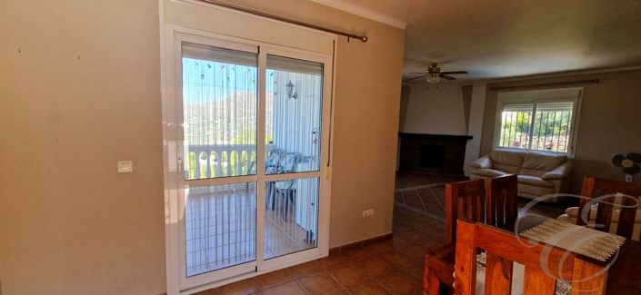 Image No.5-2 Bed Property for sale