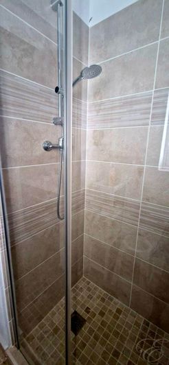 Image No.26-6 Bed Property for sale