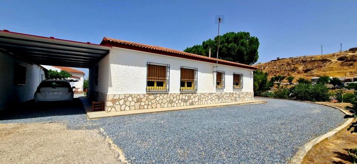 Image No.35-6 Bed Property for sale