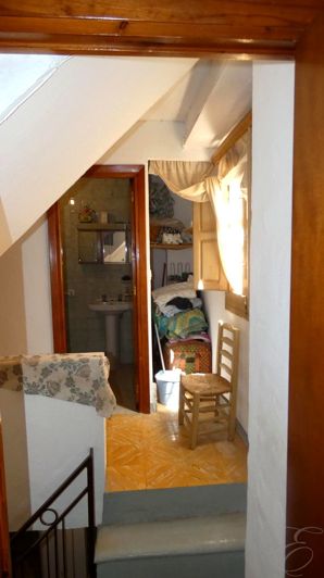 Image No.6-2 Bed Property for sale