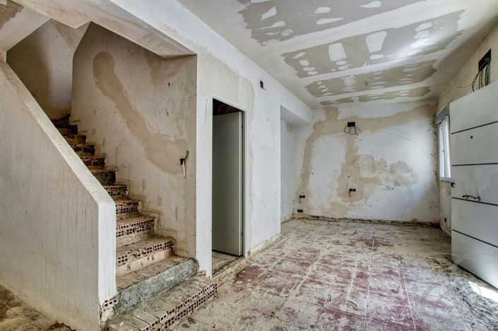 Image No.3-4 Bed Property for sale