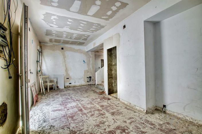 Image No.5-4 Bed Property for sale