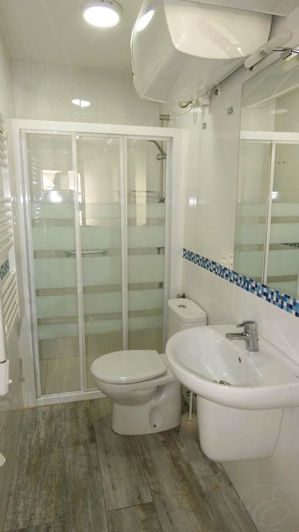 Image No.9-4 Bed Property for sale