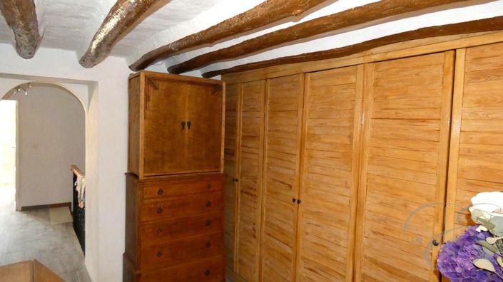 Image No.10-4 Bed Property for sale