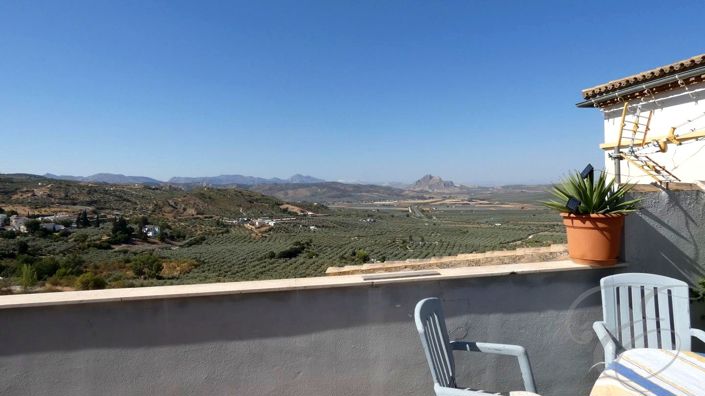 Image No.13-3 Bed Property for sale