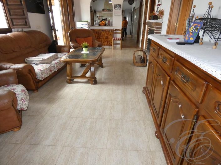 Image No.7-4 Bed Property for sale