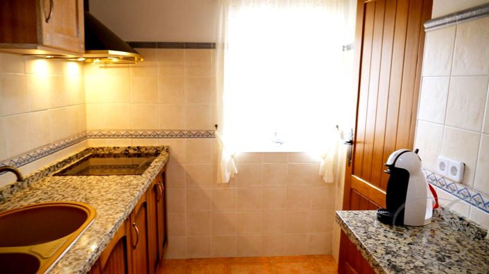 Image No.8-2 Bed Property for sale