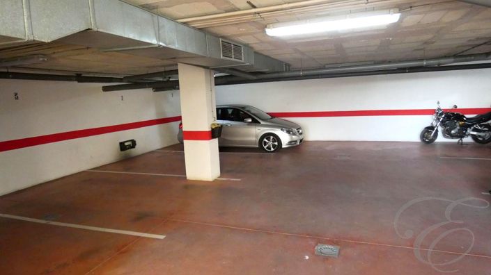 Image No.15-3 Bed Property for sale