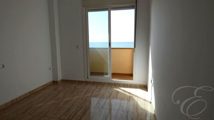 Image No.9-3 Bed Property for sale