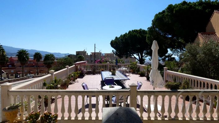 Image No.19-5 Bed Property for sale