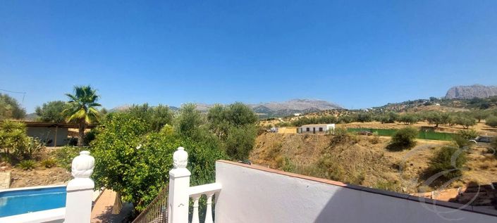 Image No.14-3 Bed Property for sale