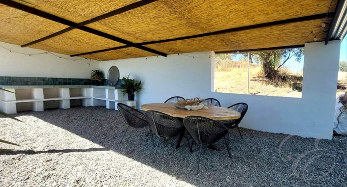 Image No.15-3 Bed Property for sale