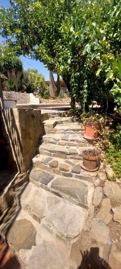 Image No.19-3 Bed Property for sale