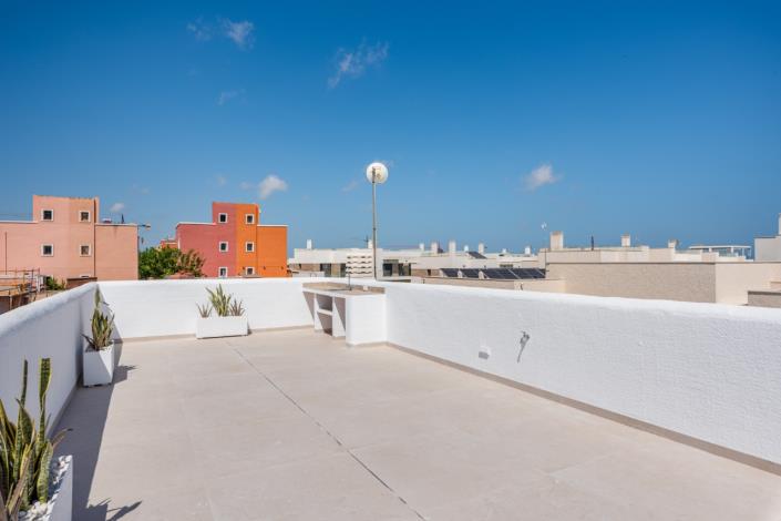 Image No.31-3 Bed Villa for sale