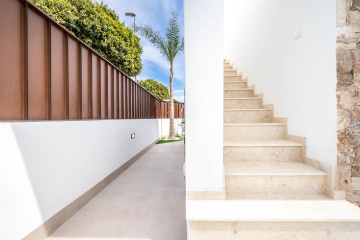 Image No.8-3 Bed Villa for sale