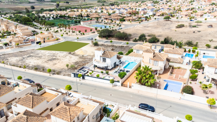 Image No.3-3 Bed Villa for sale