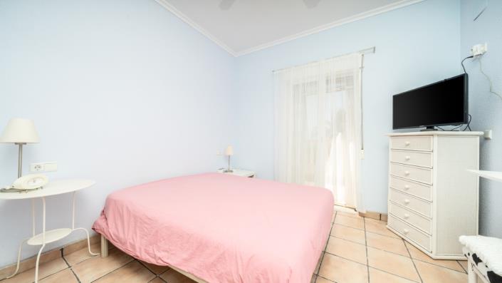 Image No.24-8 Bed Villa for sale