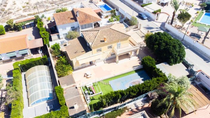 Image No.42-8 Bed Villa for sale