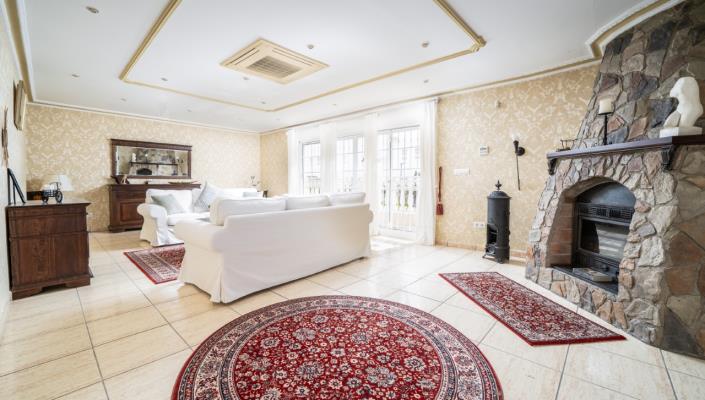 Image No.24-3 Bed Villa for sale