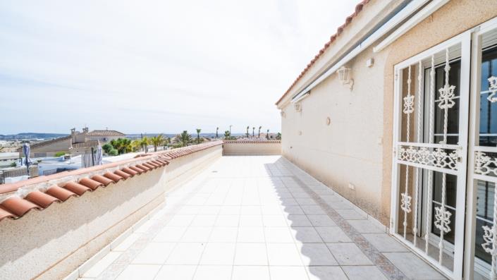 Image No.40-3 Bed Villa for sale