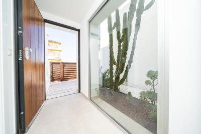 Villa-for-sale-in-Alicante-with-Private-Pool--13---Portals-