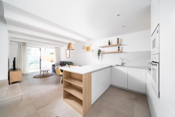 Image No.18-3 Bed Villa for sale