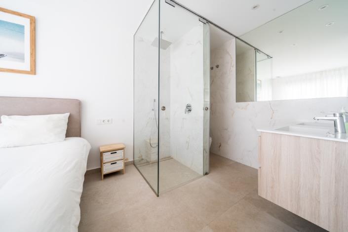 Image No.29-3 Bed Villa for sale