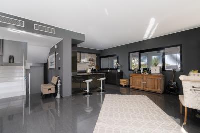 Luxury-Villa-for-Sale-in-La-Marina--10-