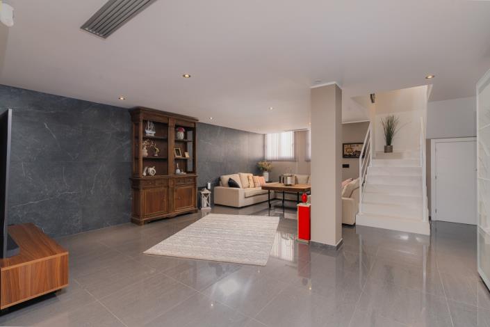 Image No.27-7 Bed Villa for sale