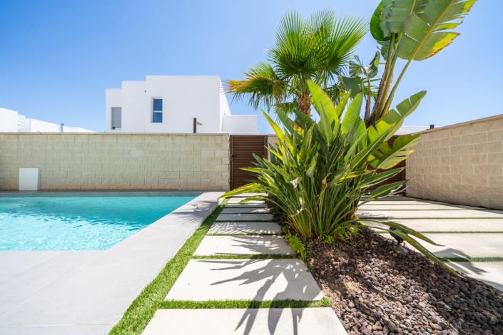 Image No.10-3 Bed Villa for sale