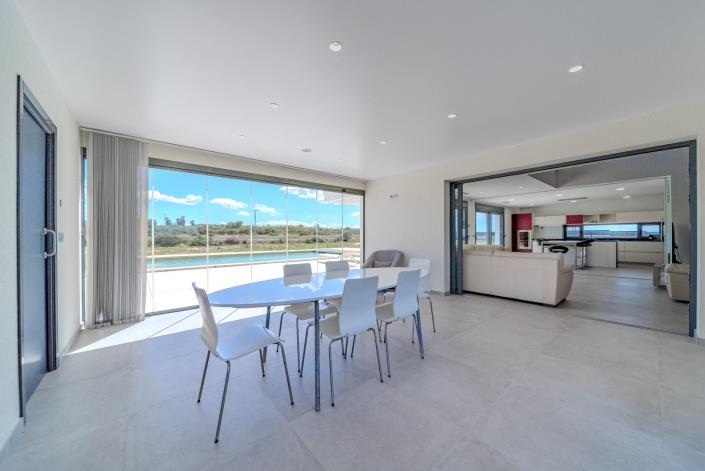 Image No.15-5 Bed Villa for sale