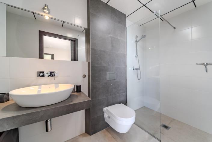 Image No.33-5 Bed Villa for sale