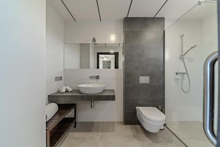 Image No.37-5 Bed Villa for sale