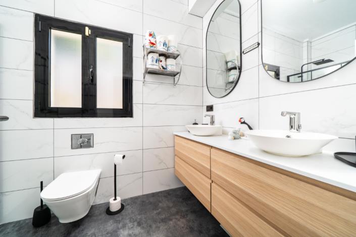 Image No.28-3 Bed Villa for sale