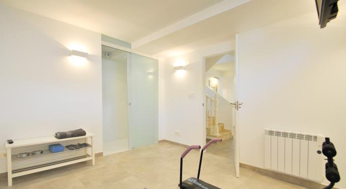 Image No.32-5 Bed Villa for sale