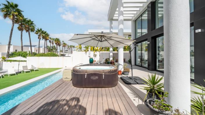 Image No.51-4 Bed Villa for sale