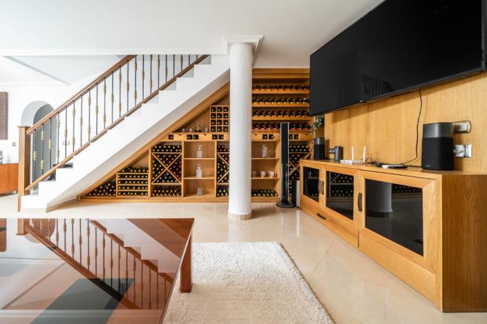 Image No.14-6 Bed Villa for sale