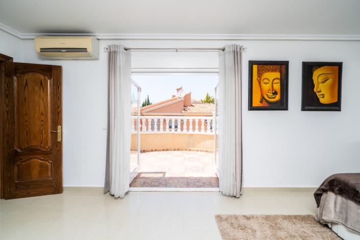 Image No.35-6 Bed Villa for sale